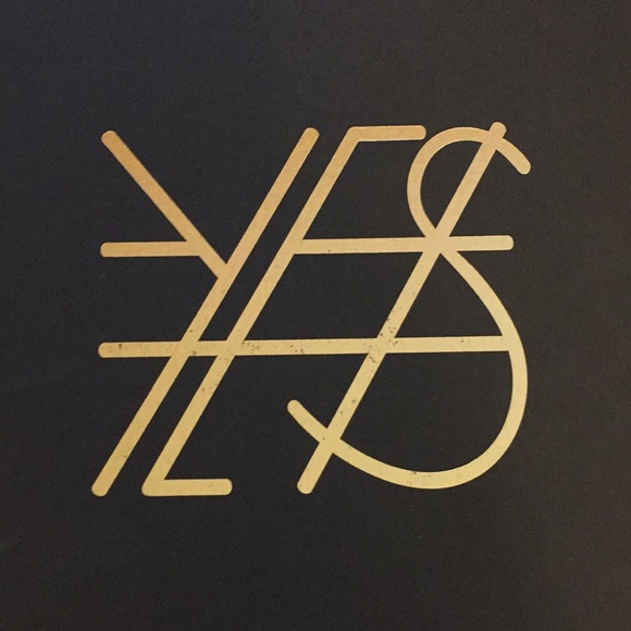 Designer - Picture 9 of 10